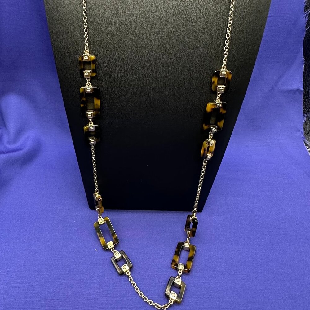 Ralph Lauren Tortoise and Silver Chain Necklace - Picture 14 of 14